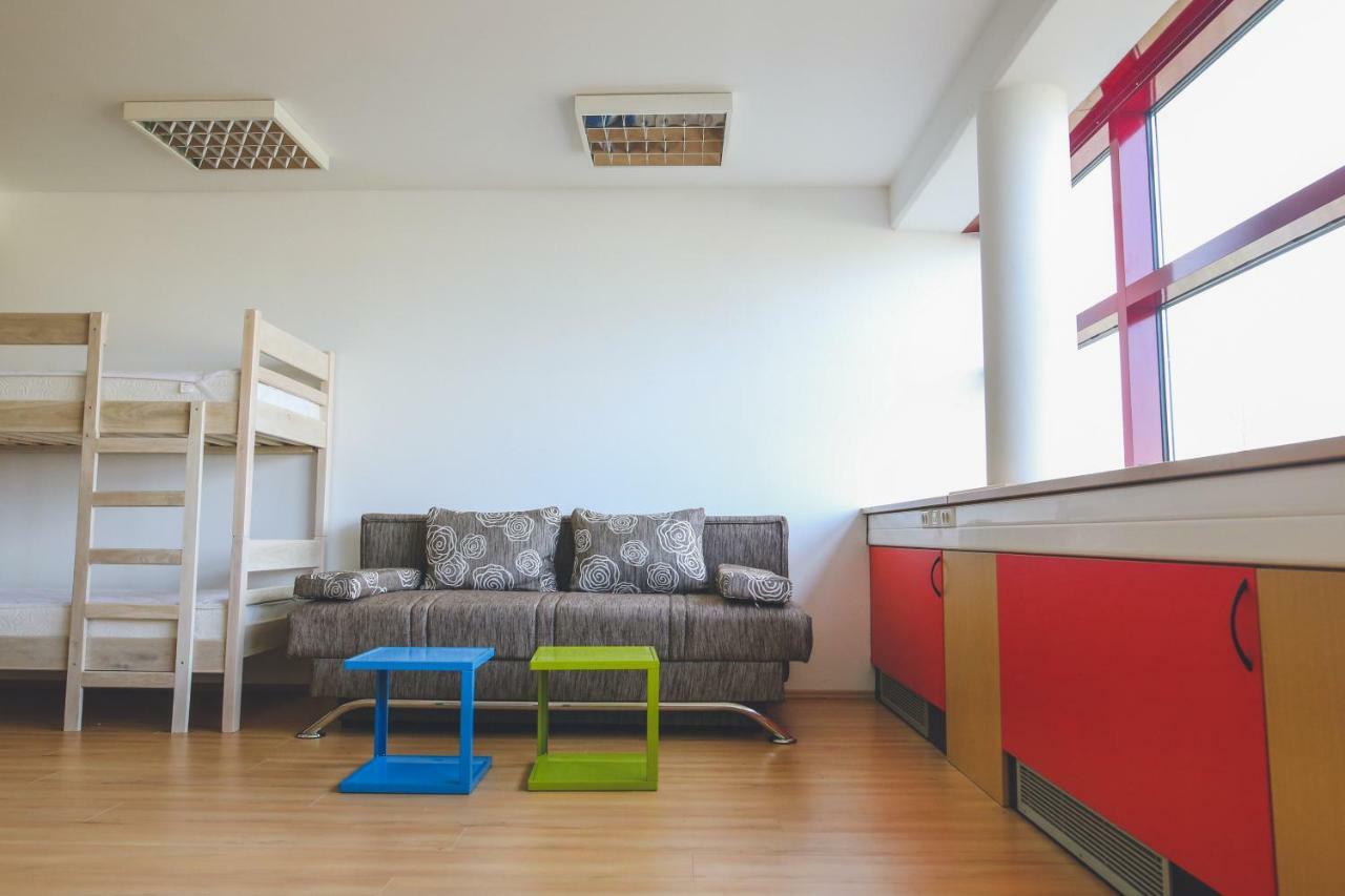Hostel Omnibus Čakovec Eksteriør billede