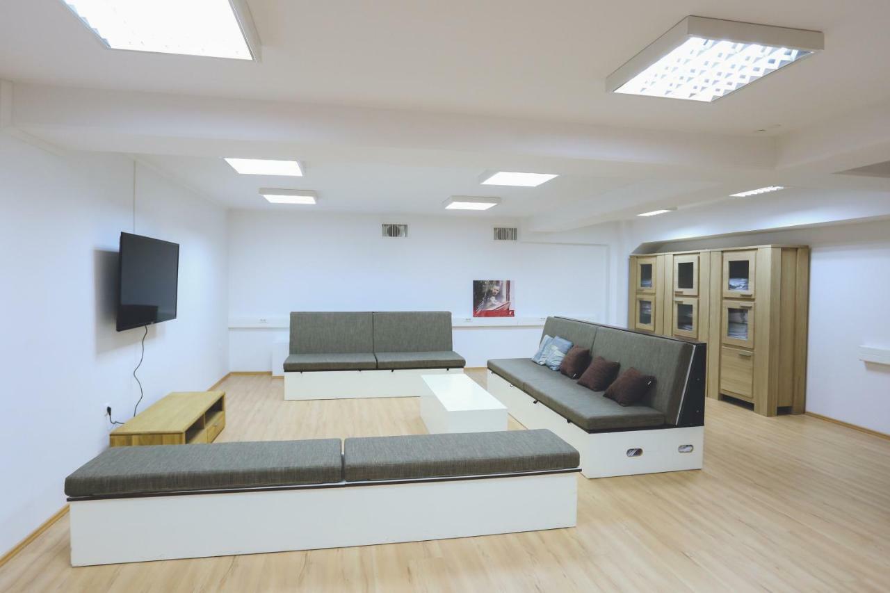 Hostel Omnibus Čakovec Eksteriør billede