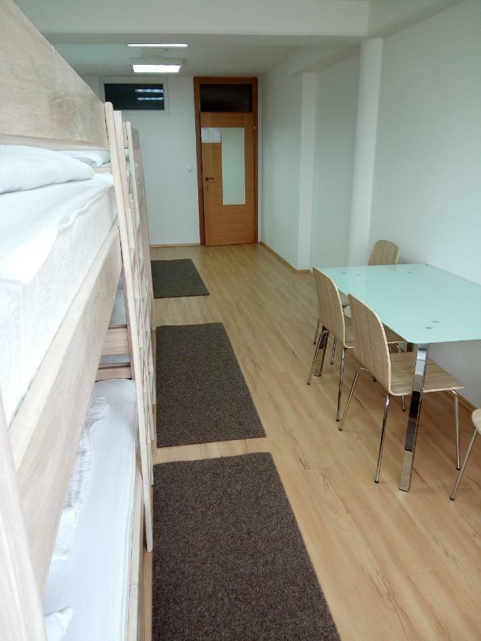 Hostel Omnibus Čakovec Eksteriør billede